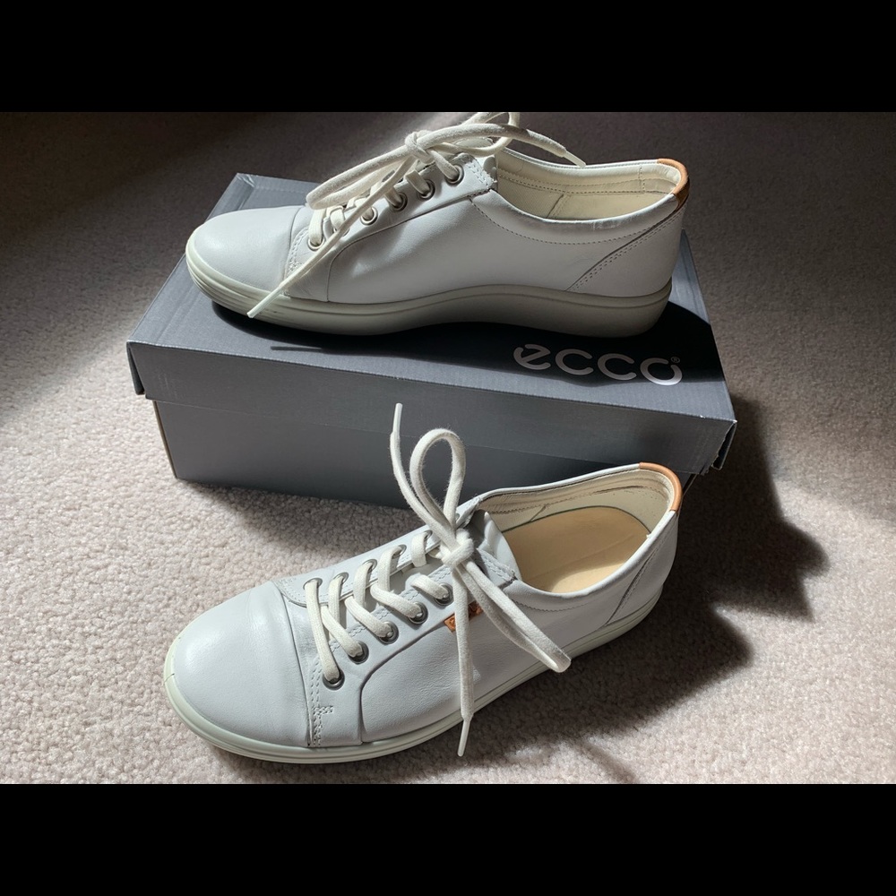 ECCO White fashion leather sneakers Like new